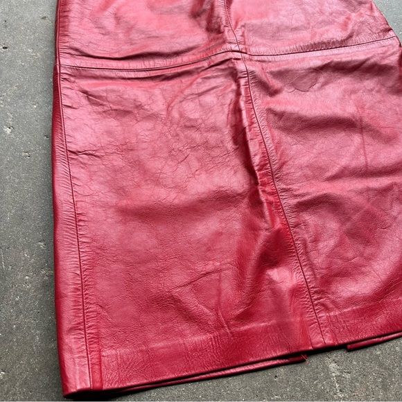 Vintage Red Leather Midi Pencil Skirt Made in USA Size 11/12 - Picture 3 of 15